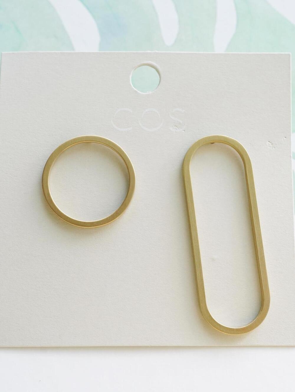 COS Mismatched Circle Earrings Gold